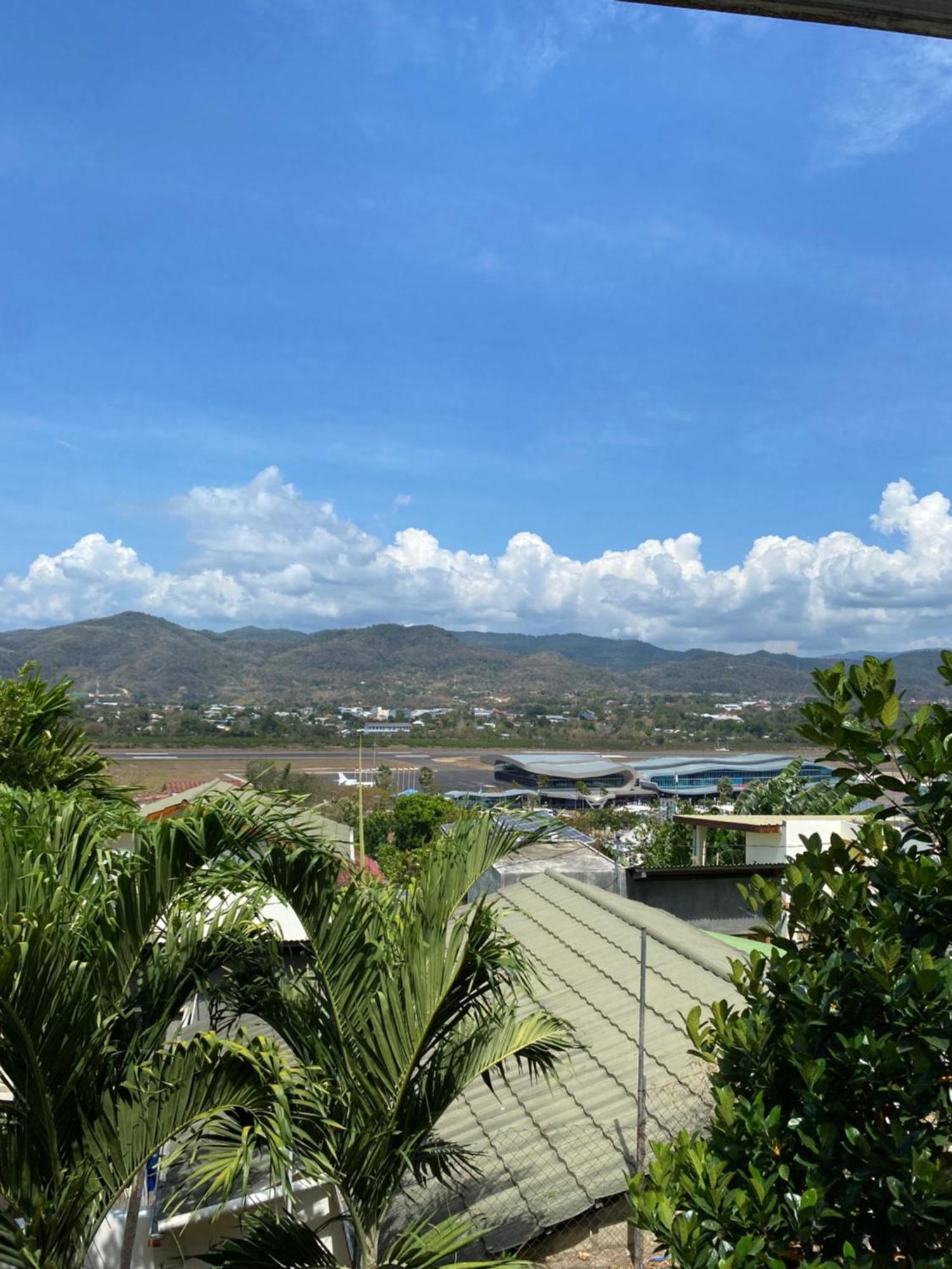 Pieter Homestay ラブハン・バジョ エクステリア 写真